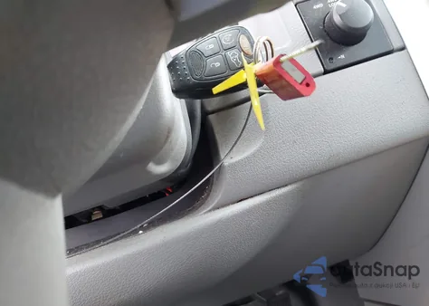 2009 Chrysler Aspen Limited z USA, uszkodzony, nr VIN 1A8HW58T09F715960